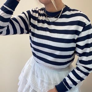 Long sleeve cropped BRANDY MELVILLE shirt
